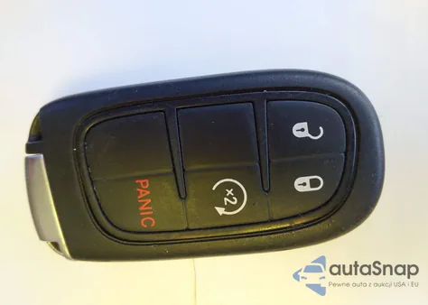 2017 Jeep Cherokee Limited 4X4 из США, поврежденный, VIN 1C4PJMDB5HW520265